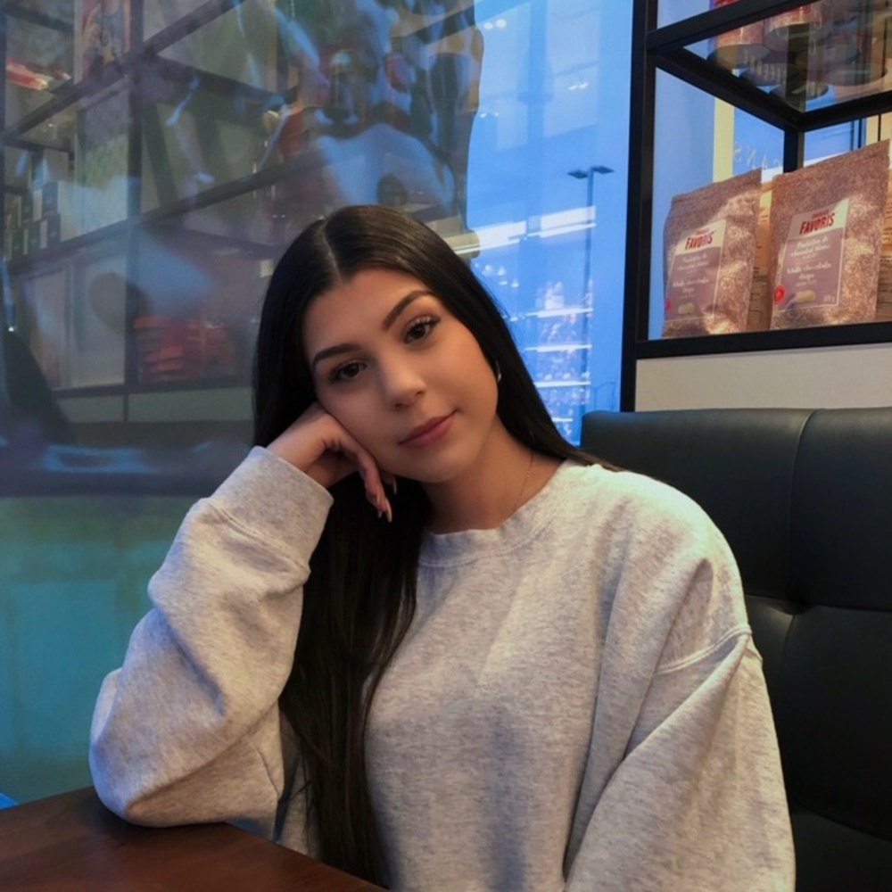Meet your Posher, Irini